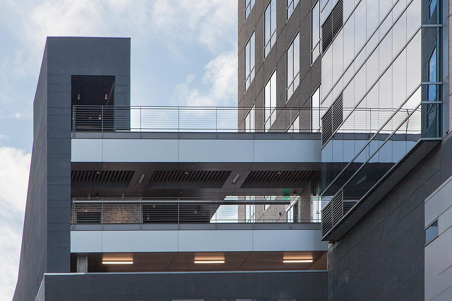 Office Building for MetLife at 655 West Broadway in San Diego, CA Breezeway